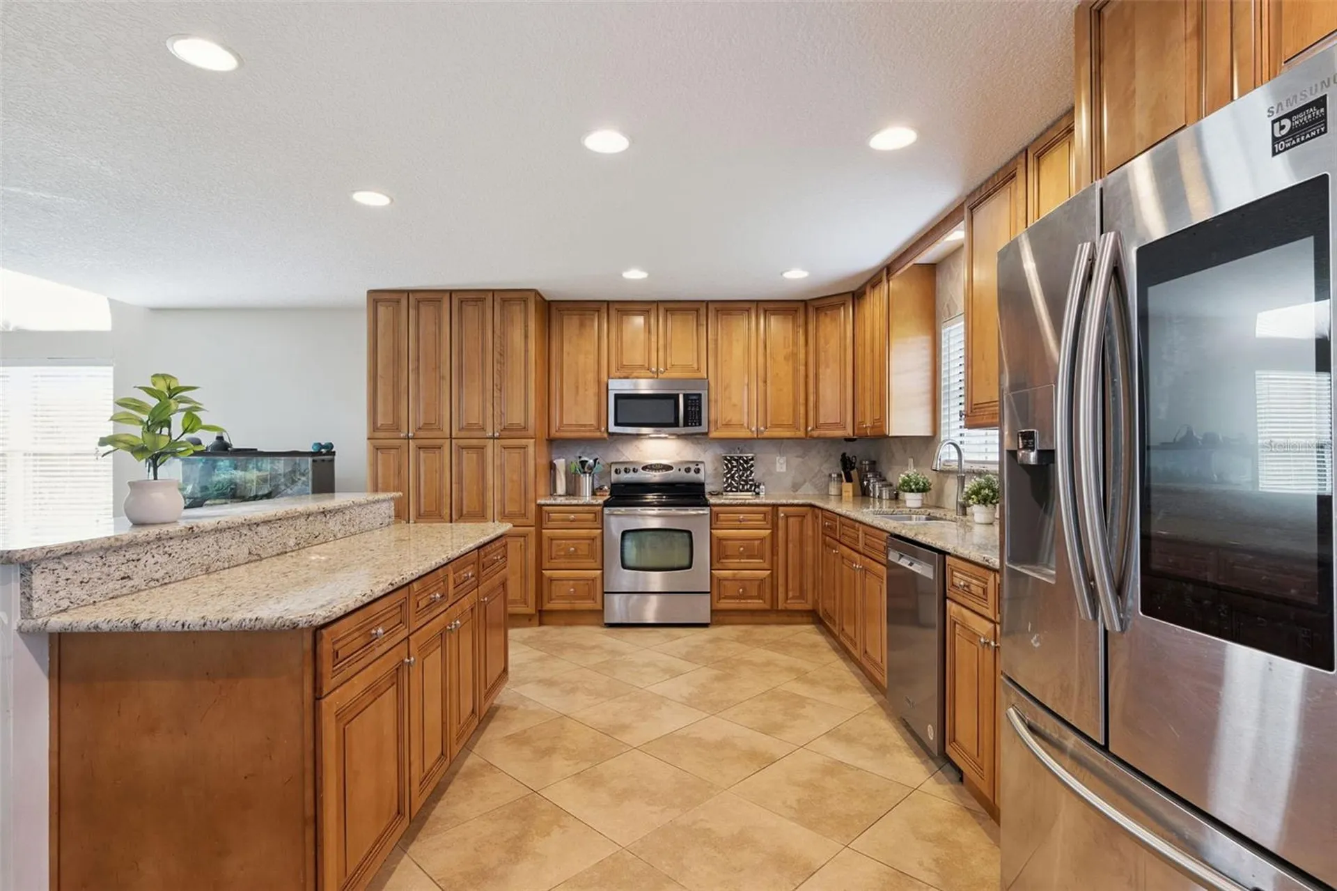 1458 Royal Circle Apopka FL 32703