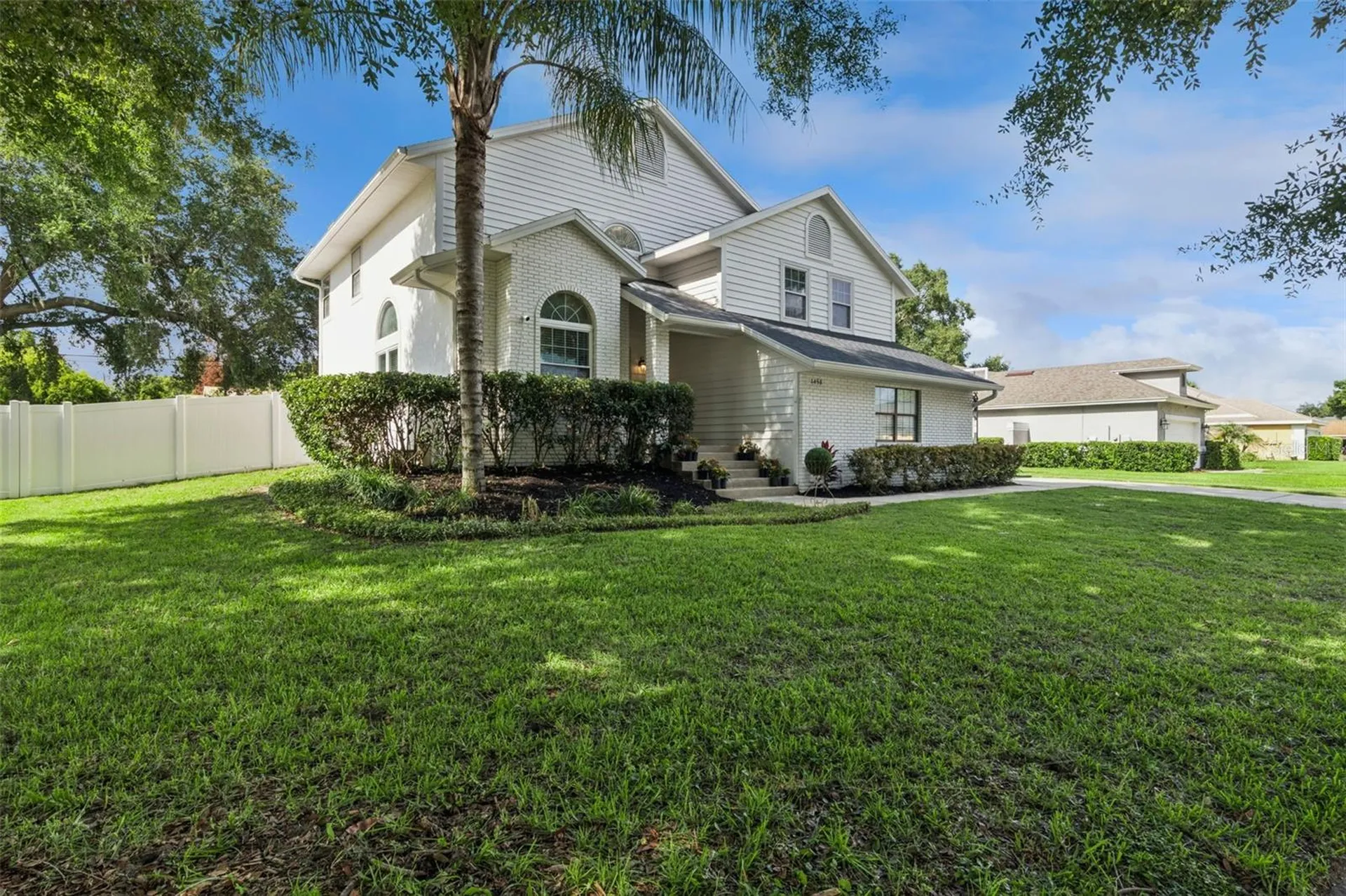 1458 Royal Circle Apopka FL 32703