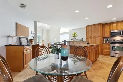1458 Royal Circle Apopka FL 32703