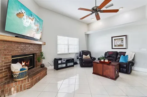 1458 Royal Circle Apopka FL 32703