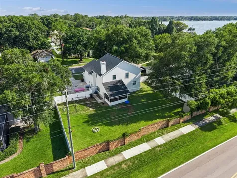 1458 Royal Circle Apopka FL 32703
