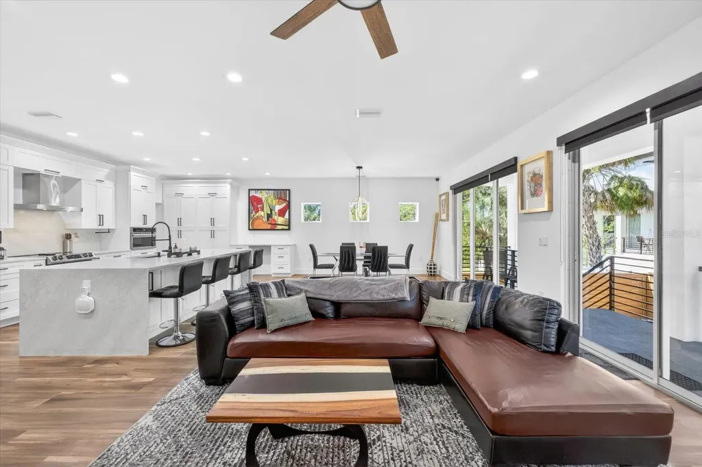 7301 S Elliott Street Tampa FL 33616