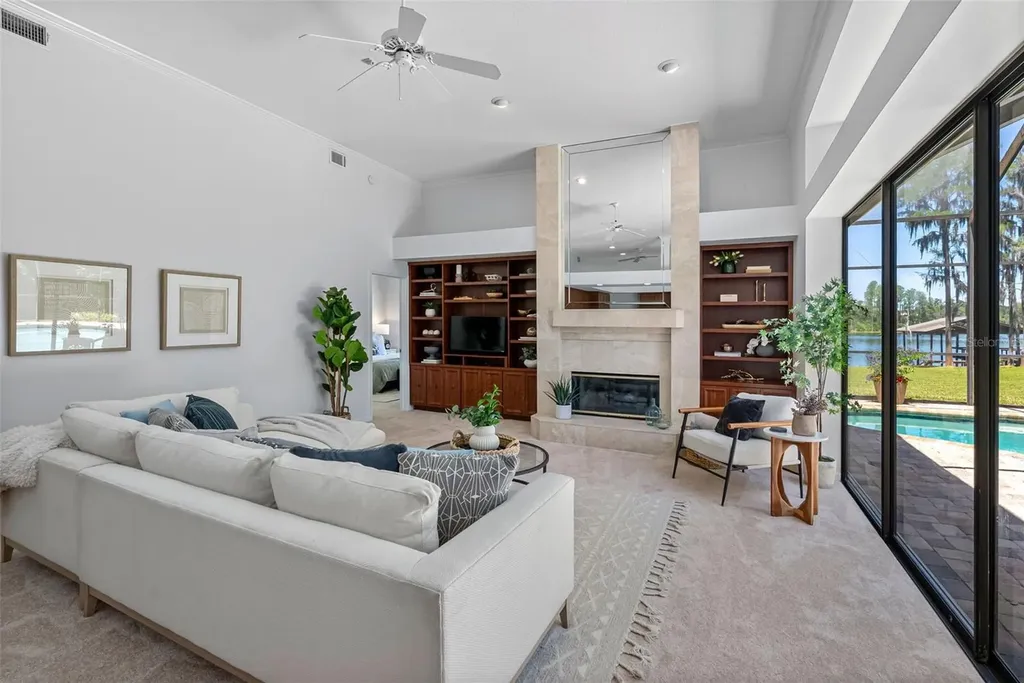 304 Lake Kell Court Lutz FL 33549