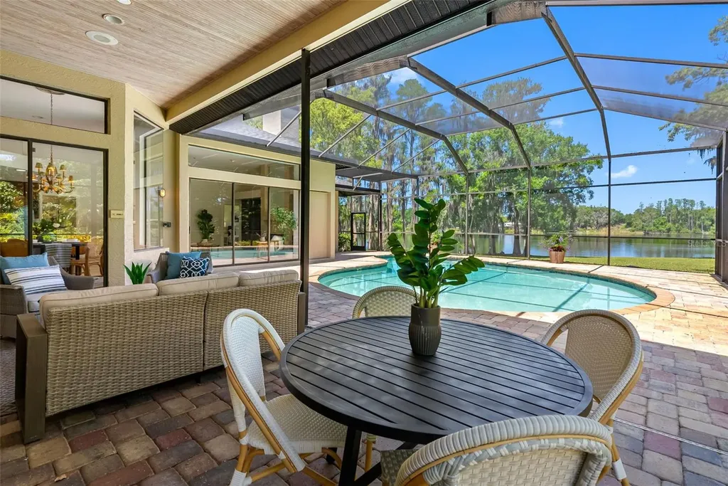 304 Lake Kell Court Lutz FL 33549