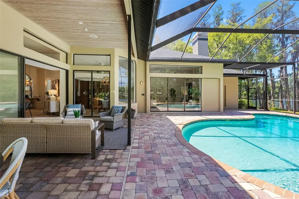 304 Lake Kell Court Lutz FL 33549