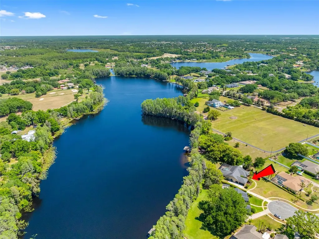 304 Lake Kell Court Lutz FL 33549
