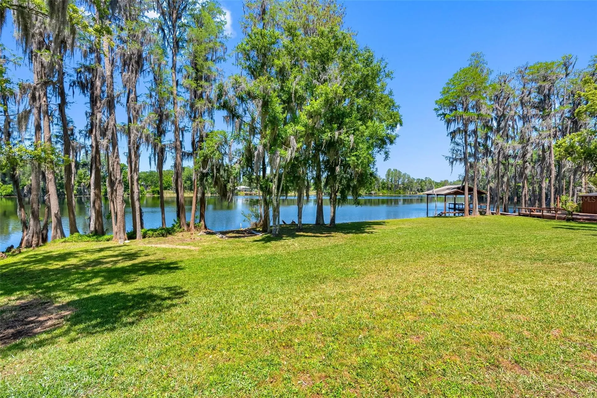 304 Lake Kell Court Lutz FL 33549