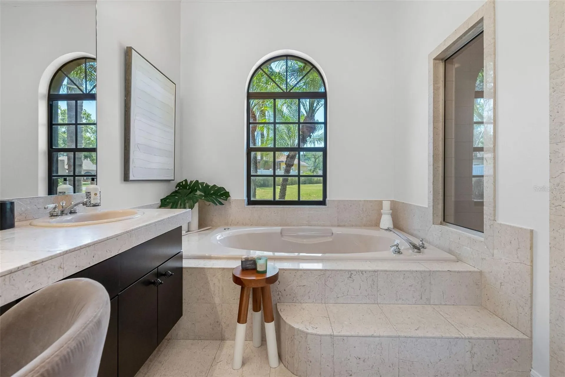 304 Lake Kell Court Lutz FL 33549