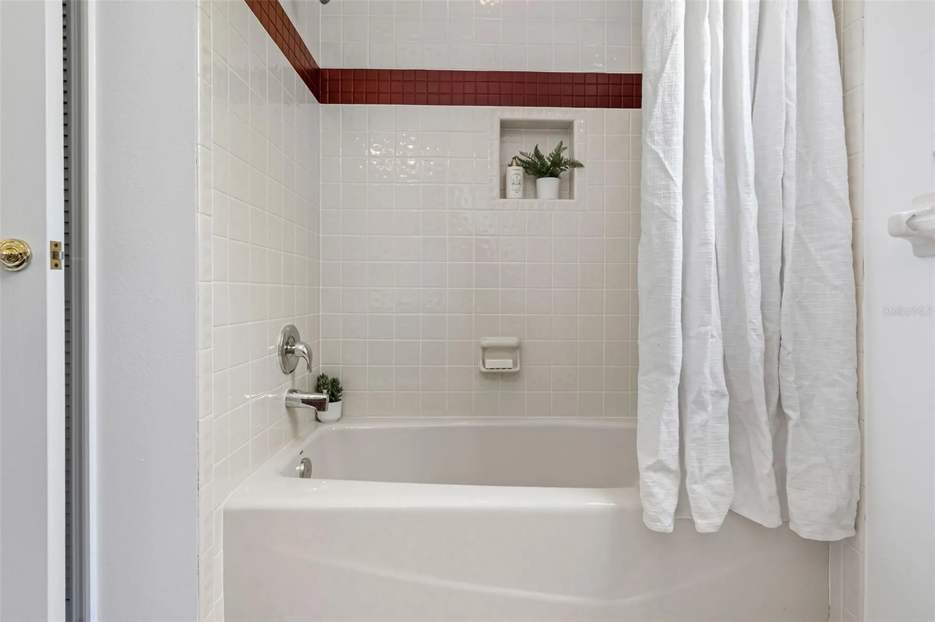 304 Lake Kell Court Lutz FL 33549