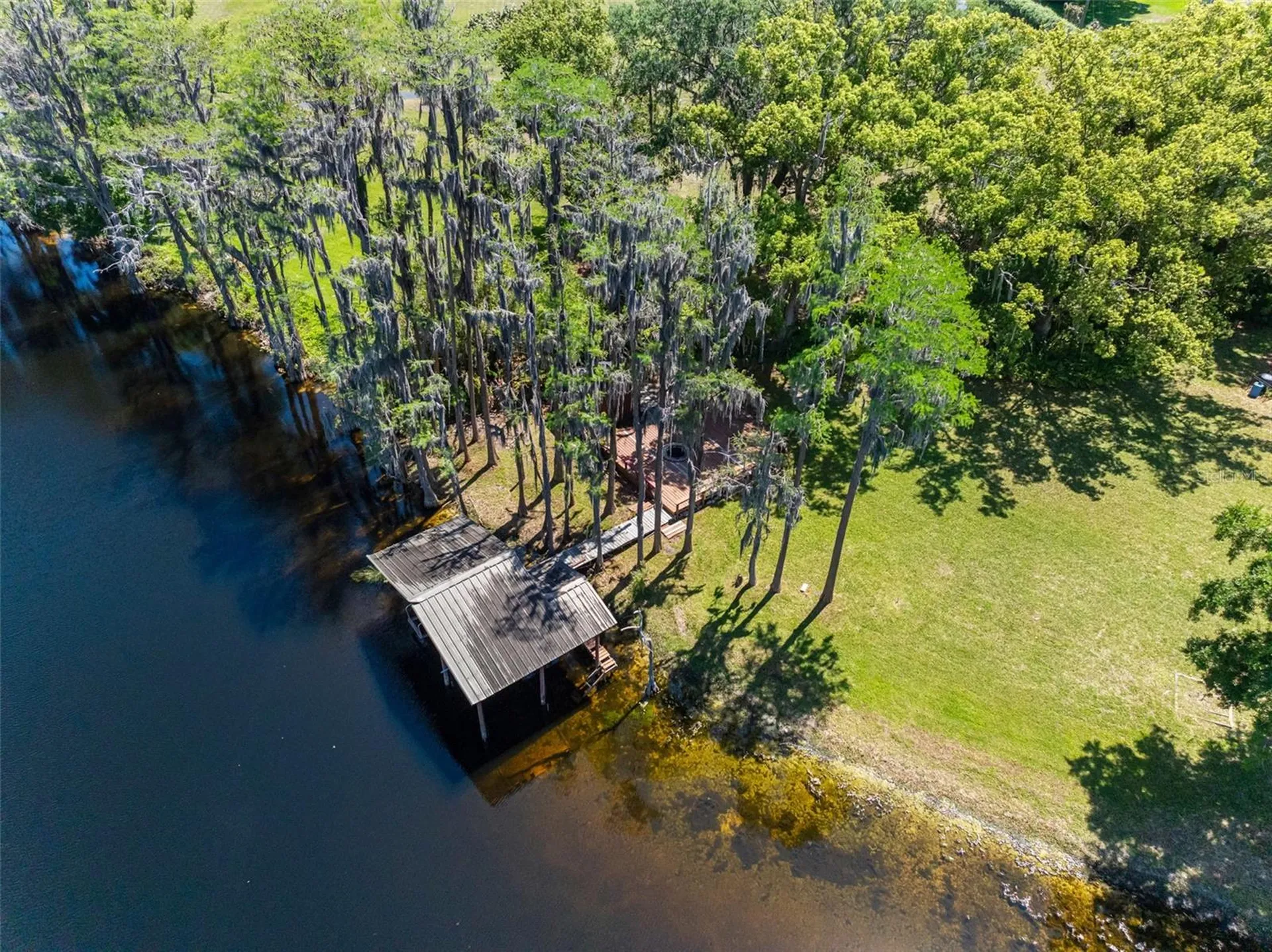 304 Lake Kell Court Lutz FL 33549