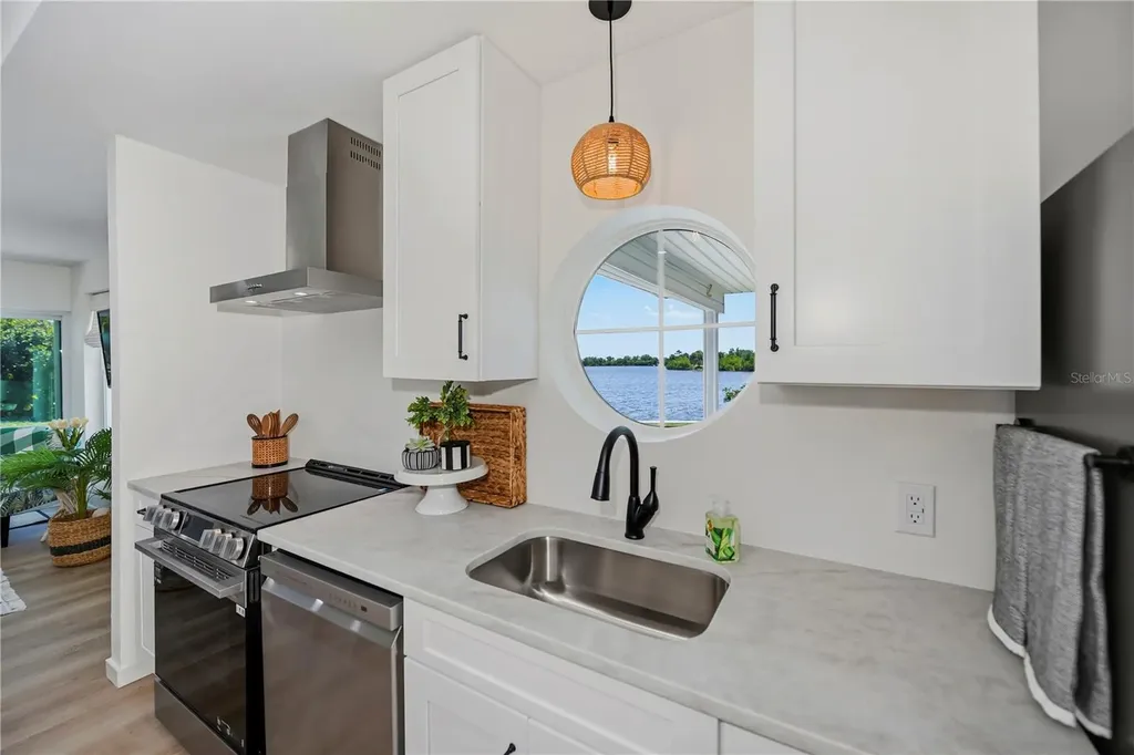 3404 Lake View Boulevard Port Charlotte FL 33948