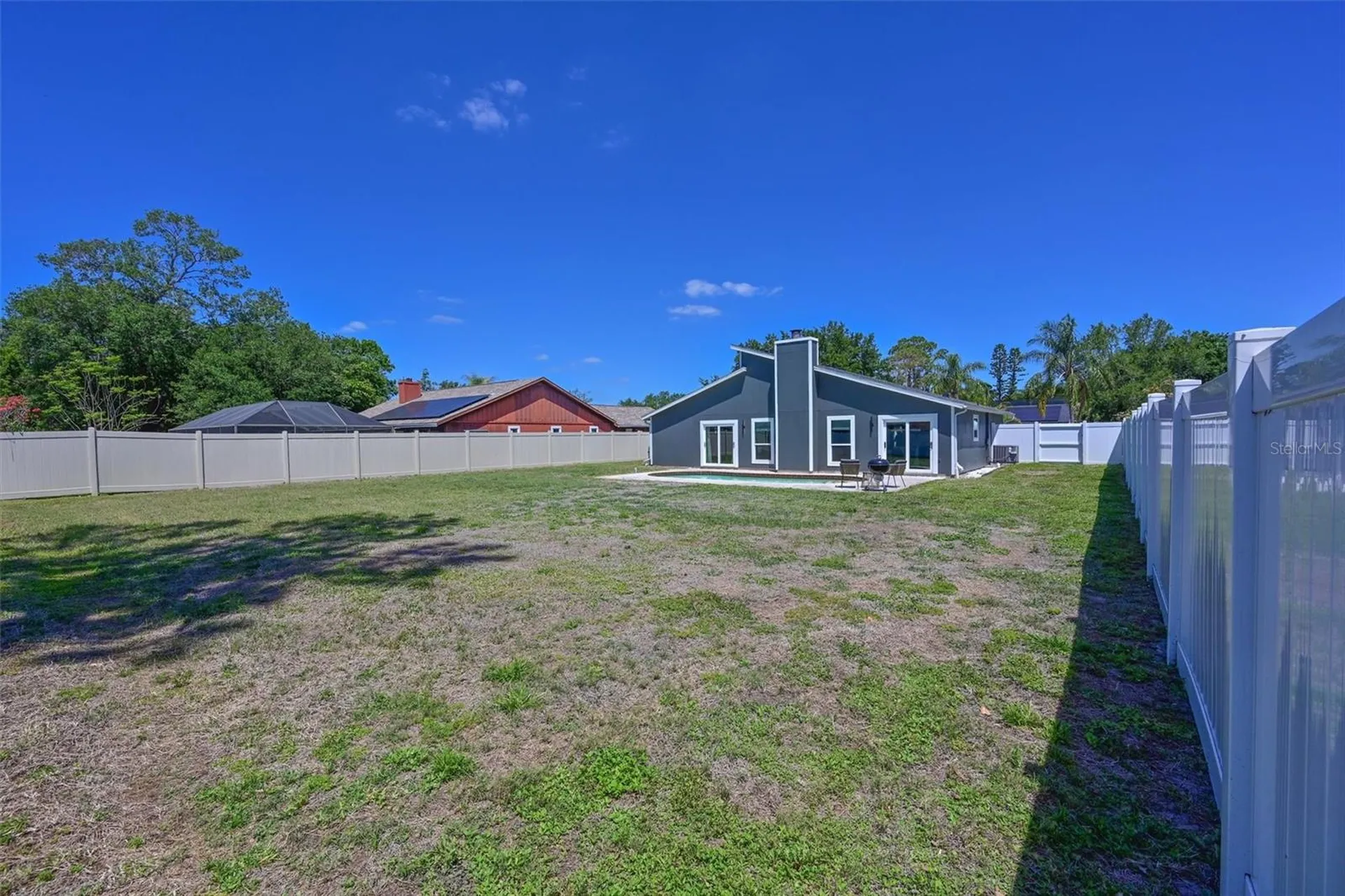 910 Plum Tree Lane Sarasota FL 34243