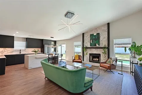 910 Plum Tree Lane Sarasota FL 34243