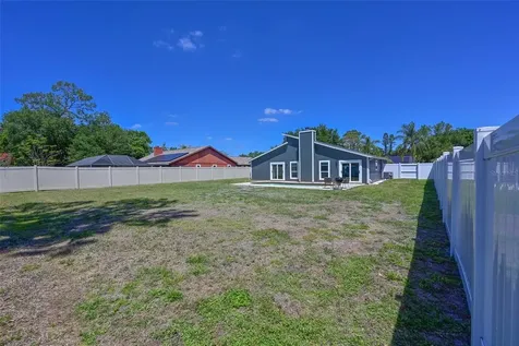 910 Plum Tree Lane Sarasota FL 34243