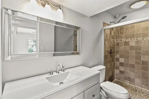 2547 N Alafaya Trail Orlando FL 32826