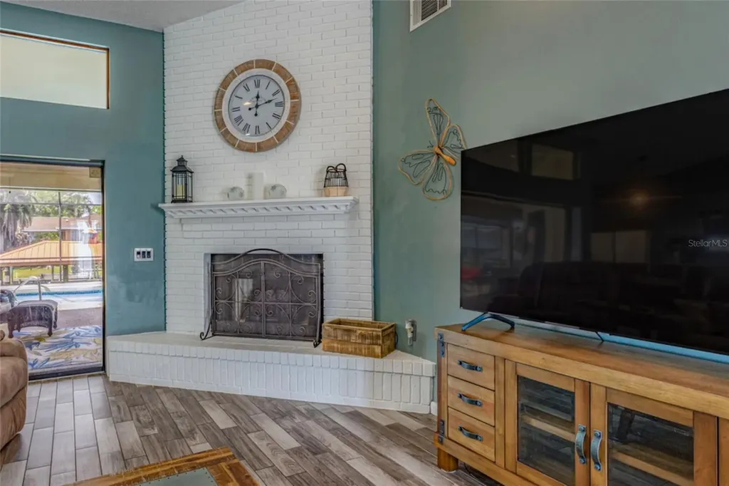 18 Classic Court S Palm Coast FL 32137