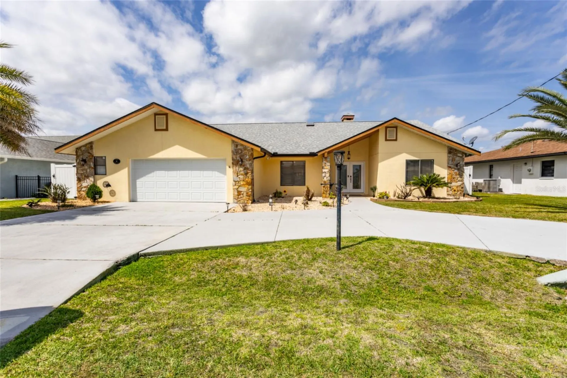 18 Classic Court S Palm Coast FL 32137