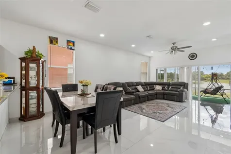 20122 Nob Oak Avenue Tampa FL 33647