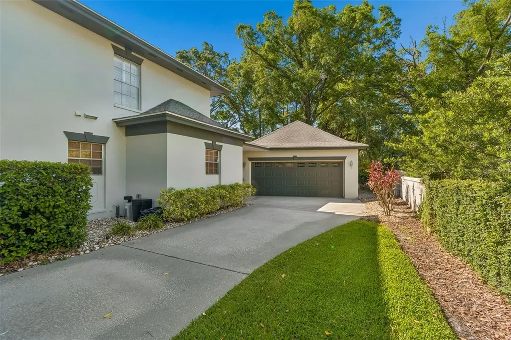 2522 Cozumel Drive Tampa FL 33618