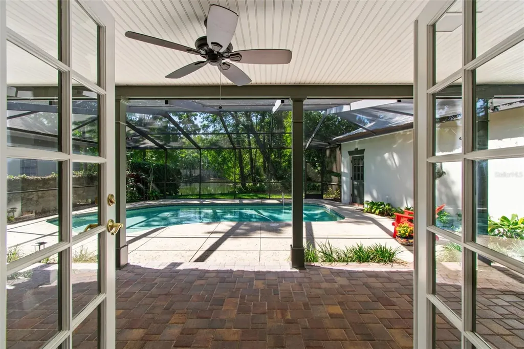 2522 Cozumel Drive Tampa FL 33618