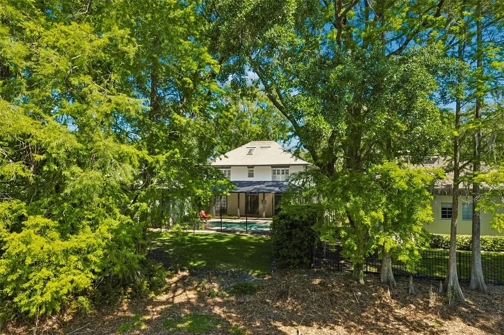2522 Cozumel Drive Tampa FL 33618