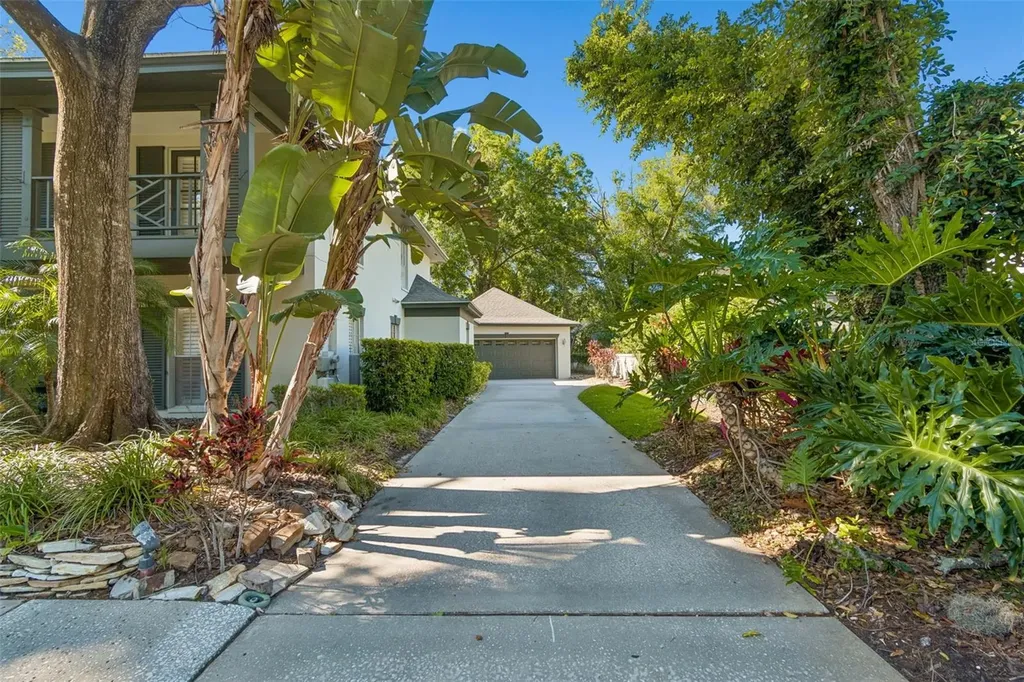 2522 Cozumel Drive Tampa FL 33618