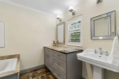 2522 Cozumel Drive Tampa FL 33618