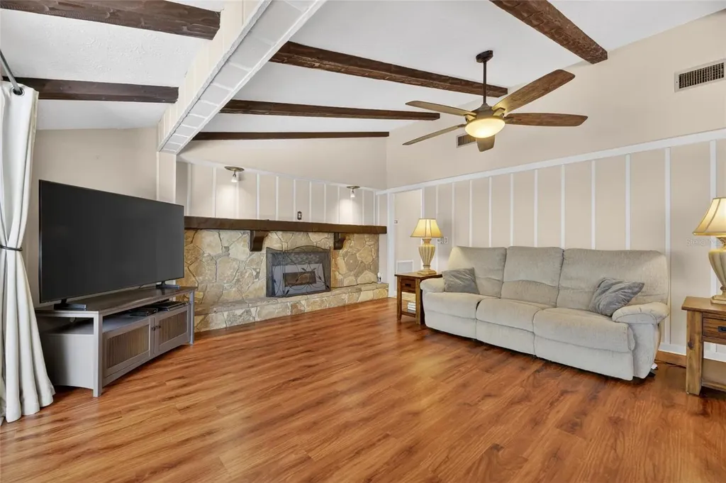 4205 Brooke Drive Valrico FL 33594