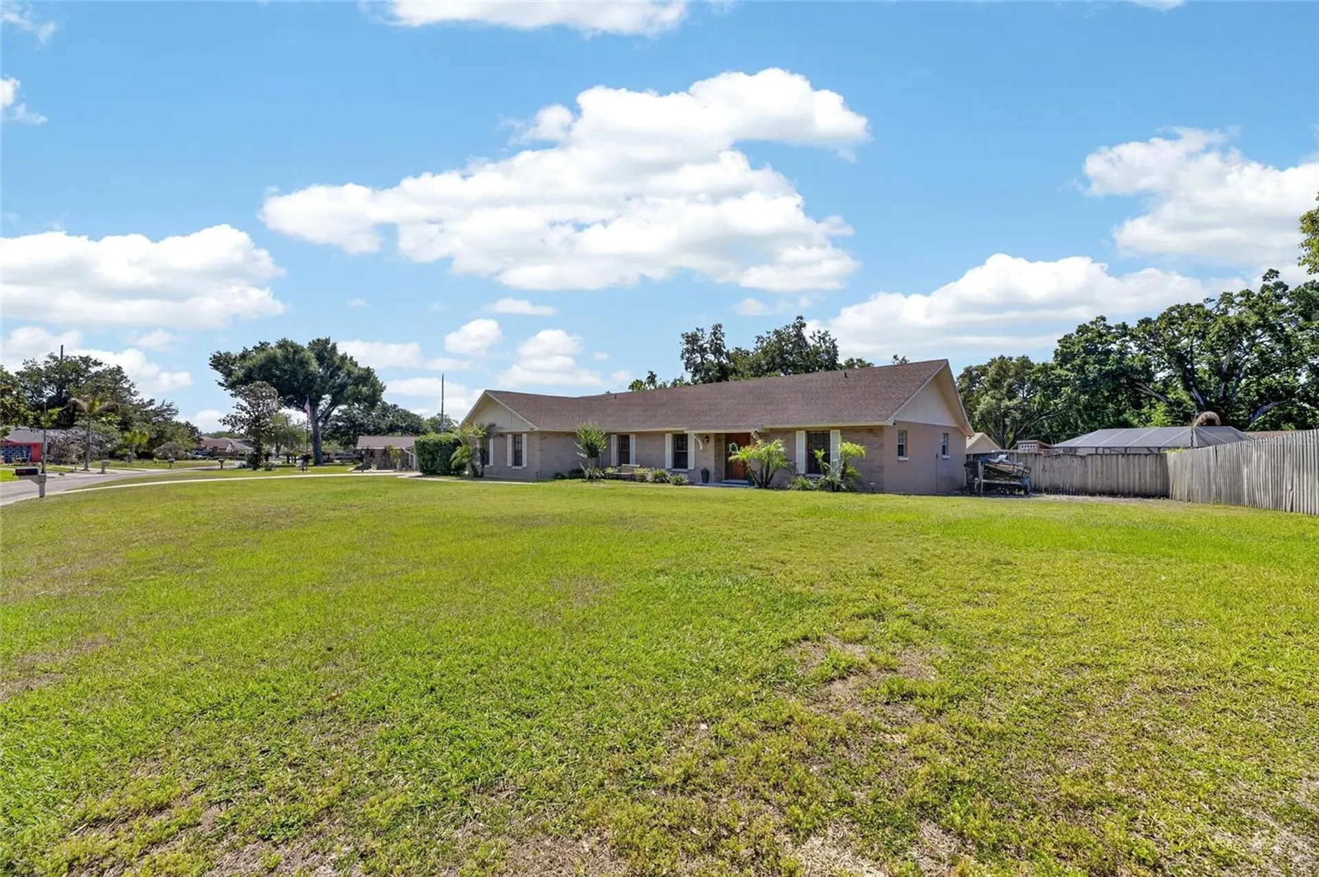 4205 Brooke Drive Valrico FL 33594