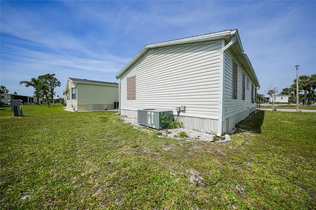 2100 Kings Highway Port Charlotte FL 33980