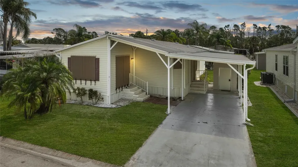 2100 Kings Highway Port Charlotte FL 33980