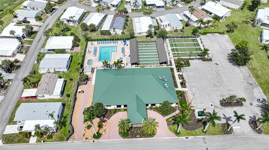 2100 Kings Highway Port Charlotte FL 33980
