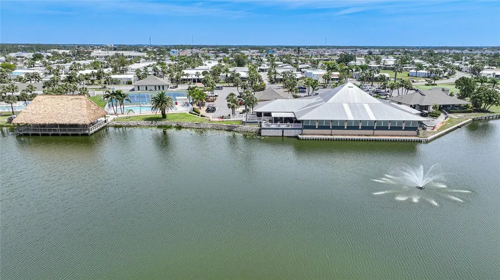 2100 Kings Highway Port Charlotte FL 33980