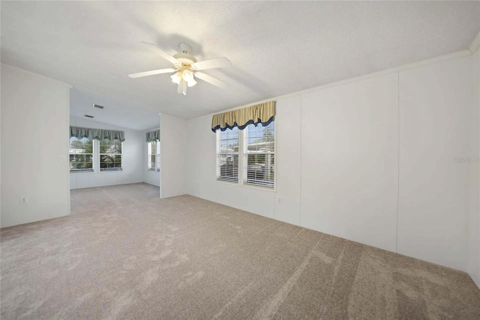 2100 Kings Highway Port Charlotte FL 33980