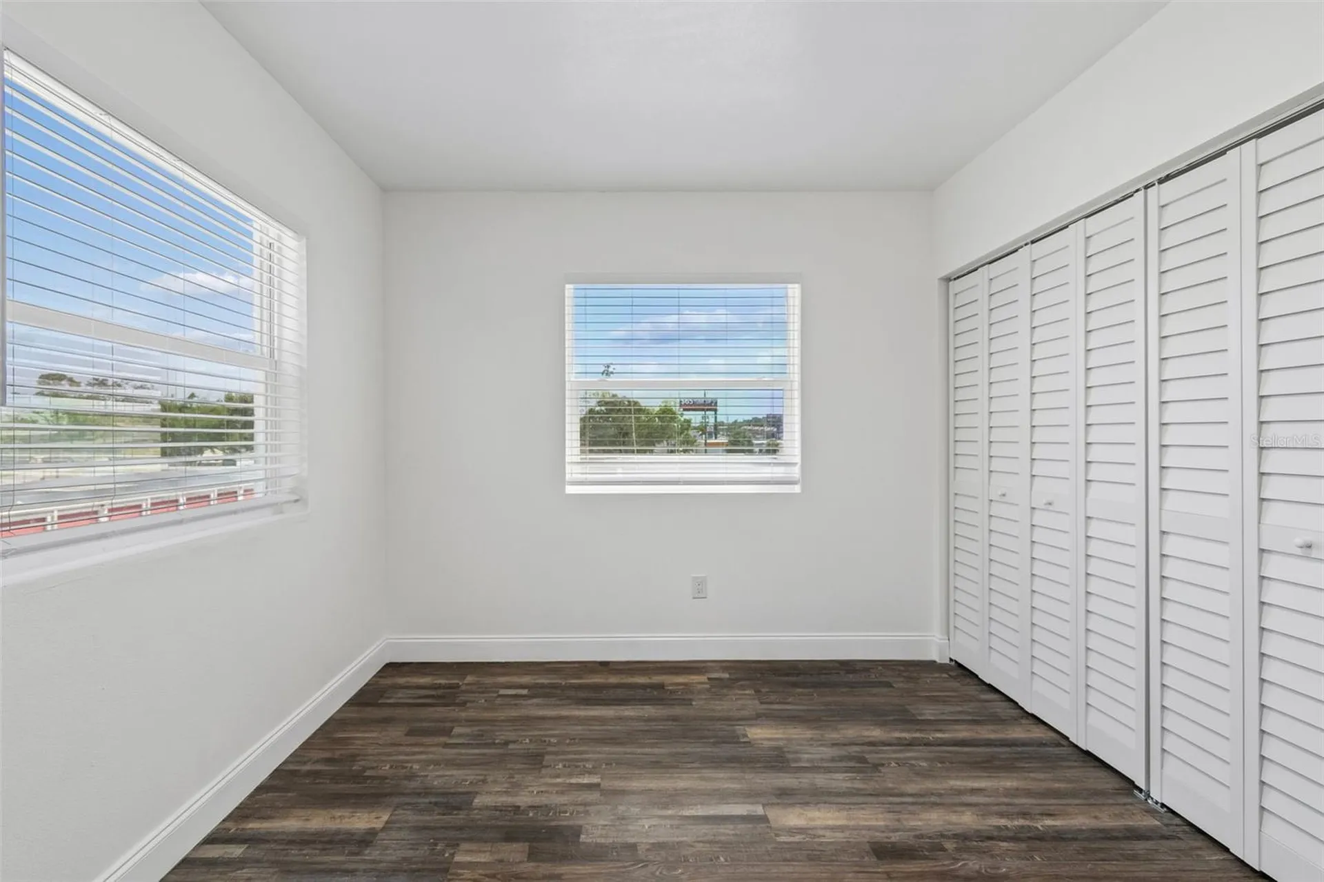 6536 Lincoln Way N St Petersburg FL 33702
