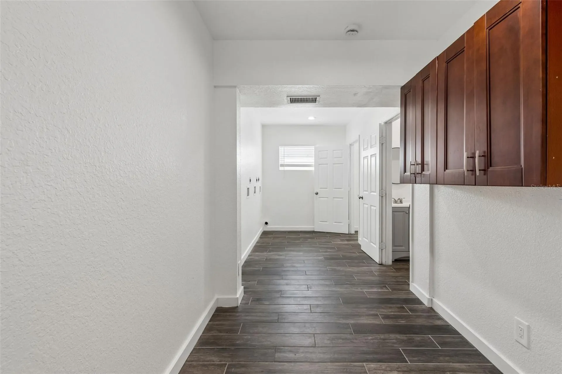6536 Lincoln Way N St Petersburg FL 33702