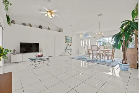 28 Fairhill Lane Palm Coast FL 32137
