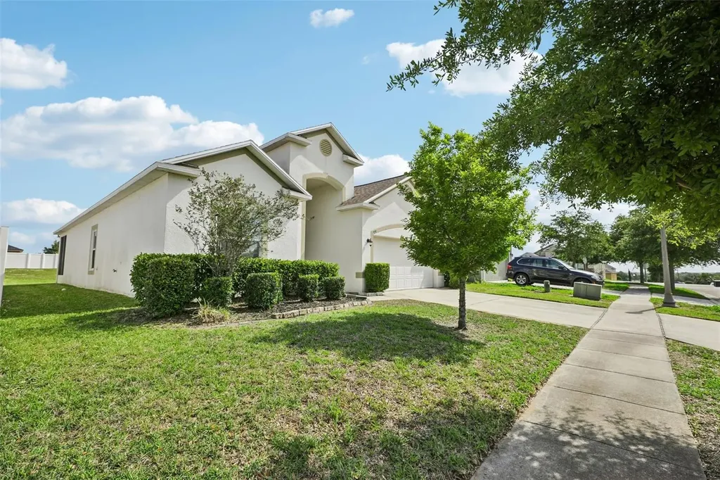 954 Revere Avenue Haines City FL 33844