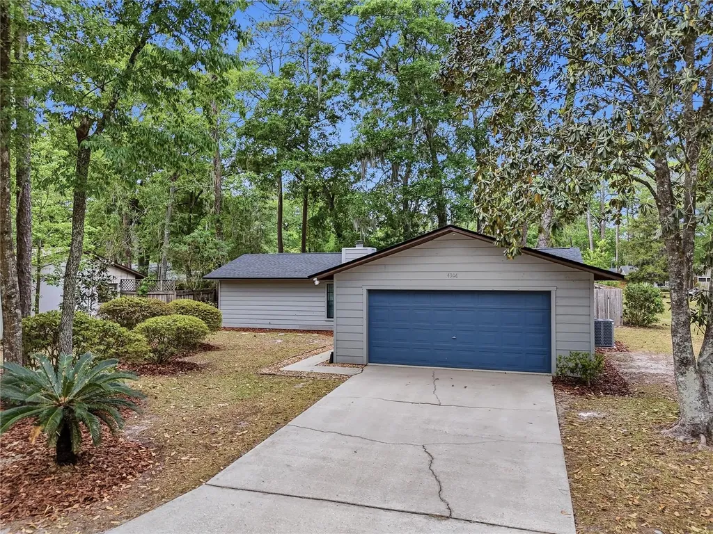 4306 NW 20th Drive Gainesville FL 32605