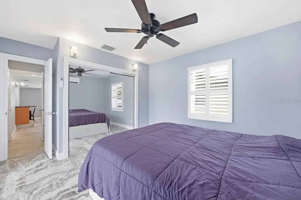 6901 17th Lane N St Petersburg FL 33702