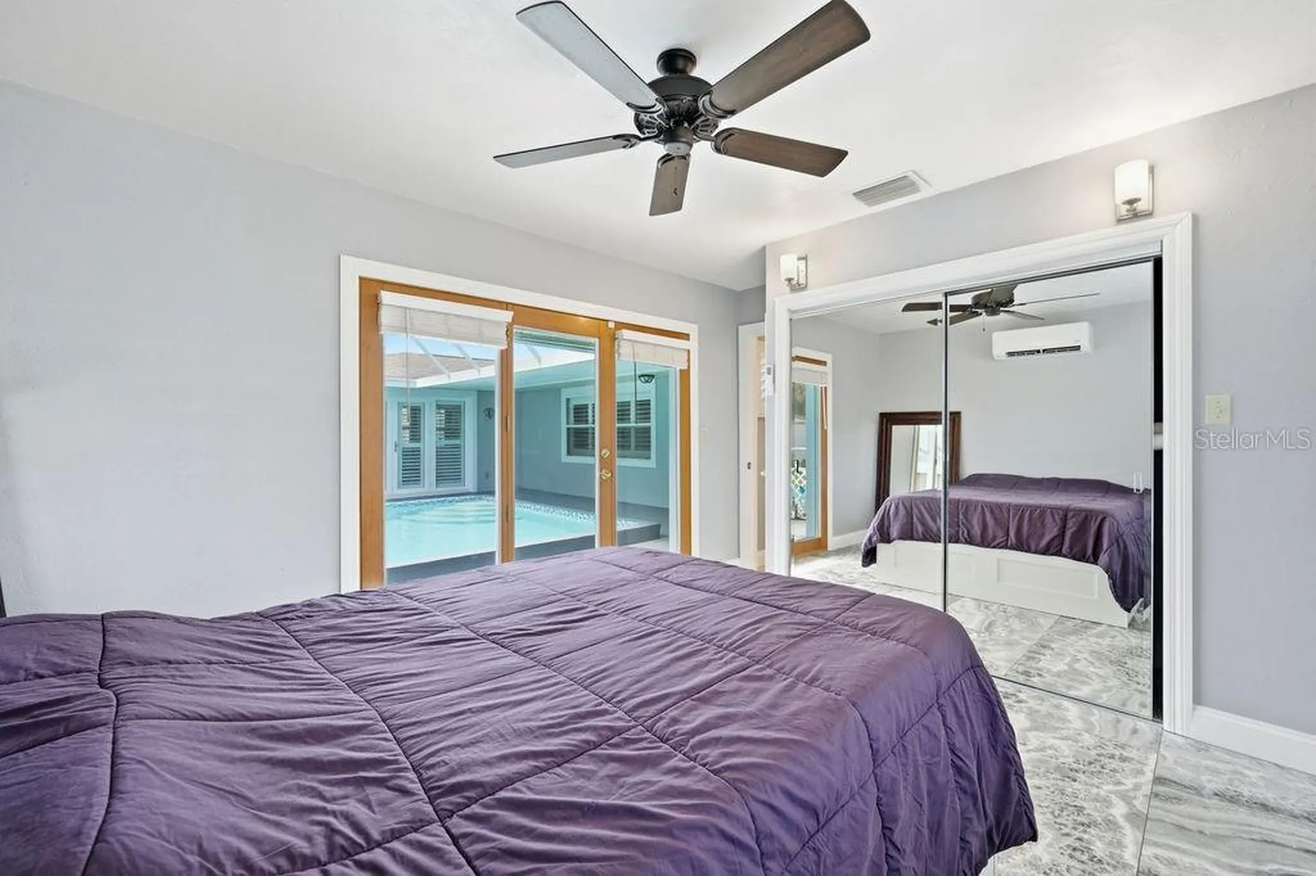 6901 17th Lane N St Petersburg FL 33702