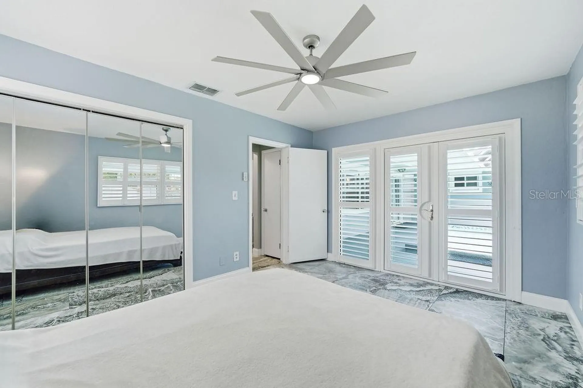 6901 17th Lane N St Petersburg FL 33702