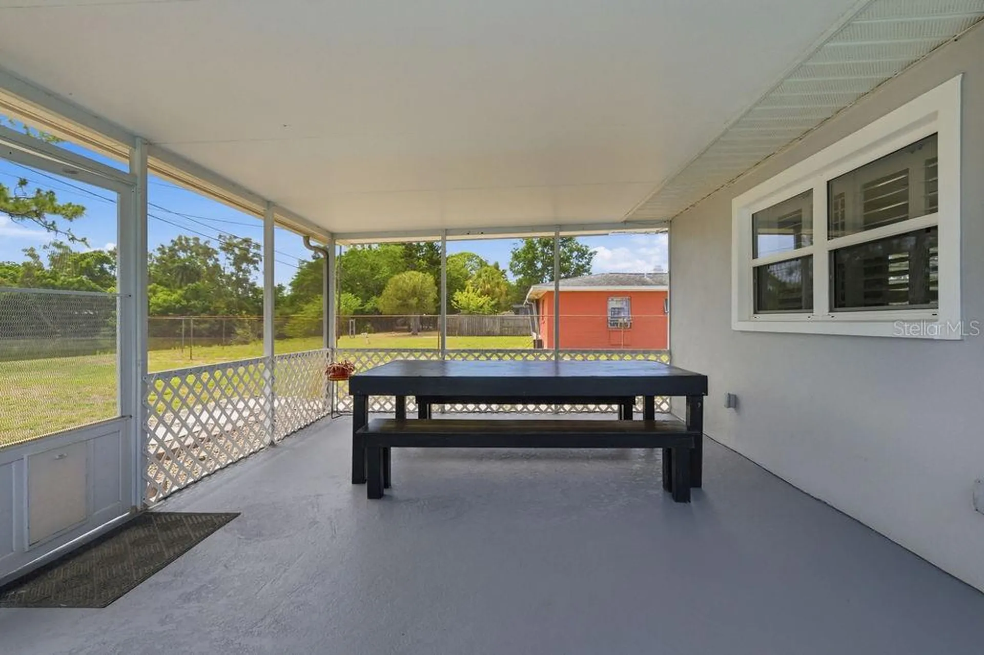 6901 17th Lane N St Petersburg FL 33702