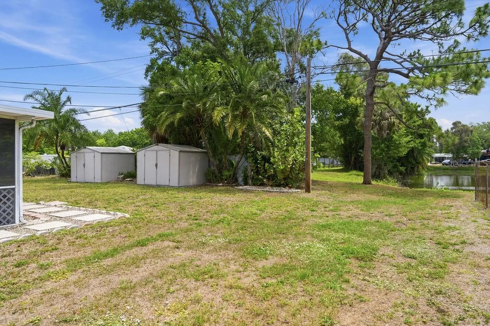 6901 17th Lane N St Petersburg FL 33702