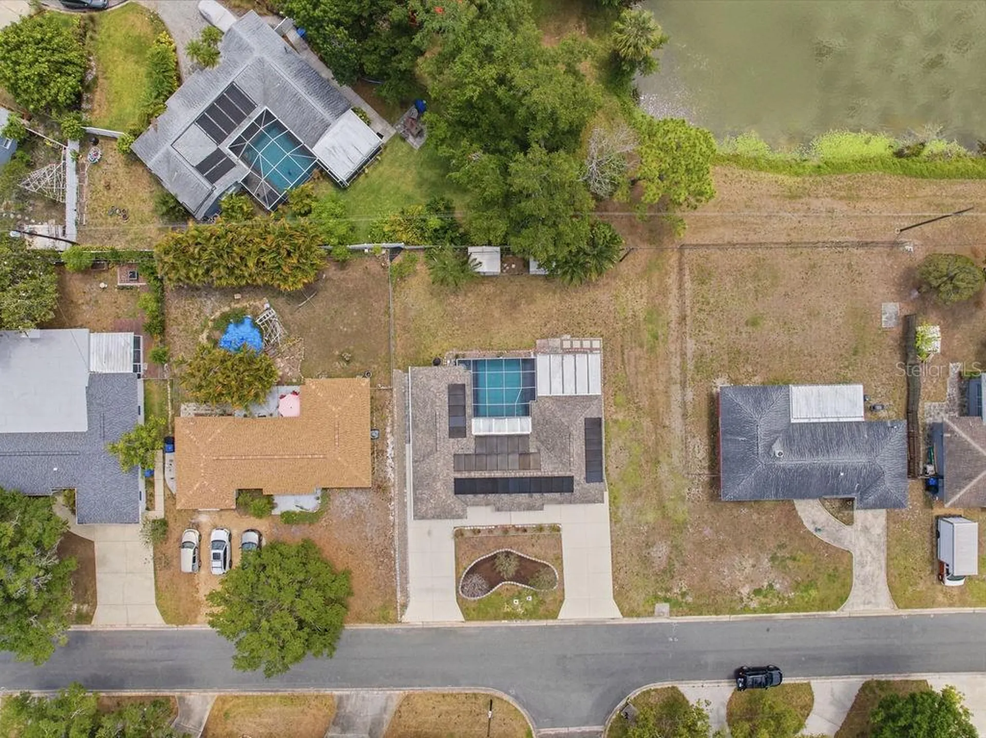 6901 17th Lane N St Petersburg FL 33702