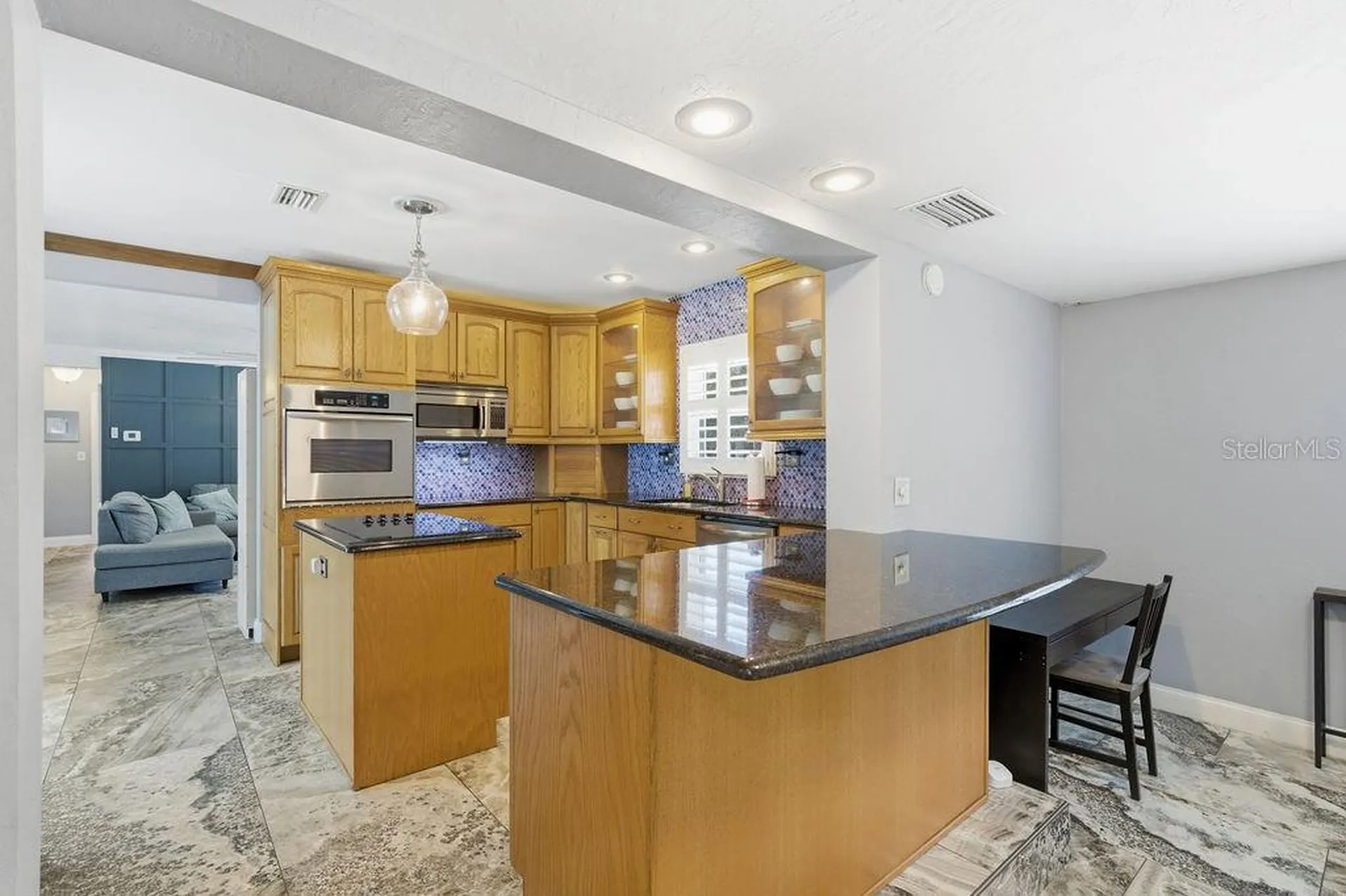 6901 17th Lane N St Petersburg FL 33702