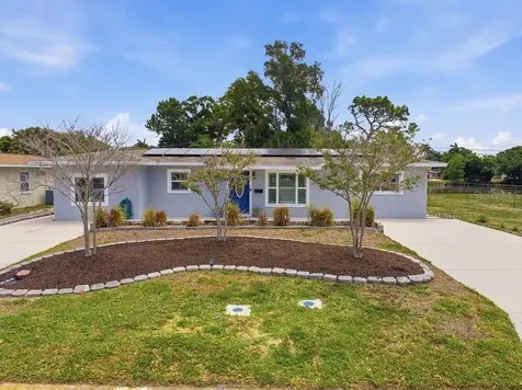 6901 17th Lane N St Petersburg FL 33702