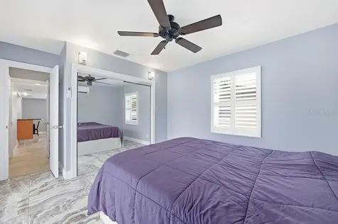 6901 17th Lane N St Petersburg FL 33702