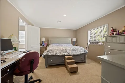 221 Magnolia Road Hawthorne FL 32640