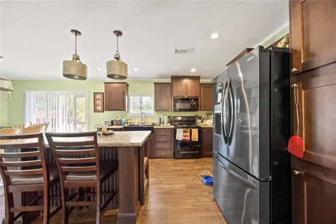221 Magnolia Road Hawthorne FL 32640